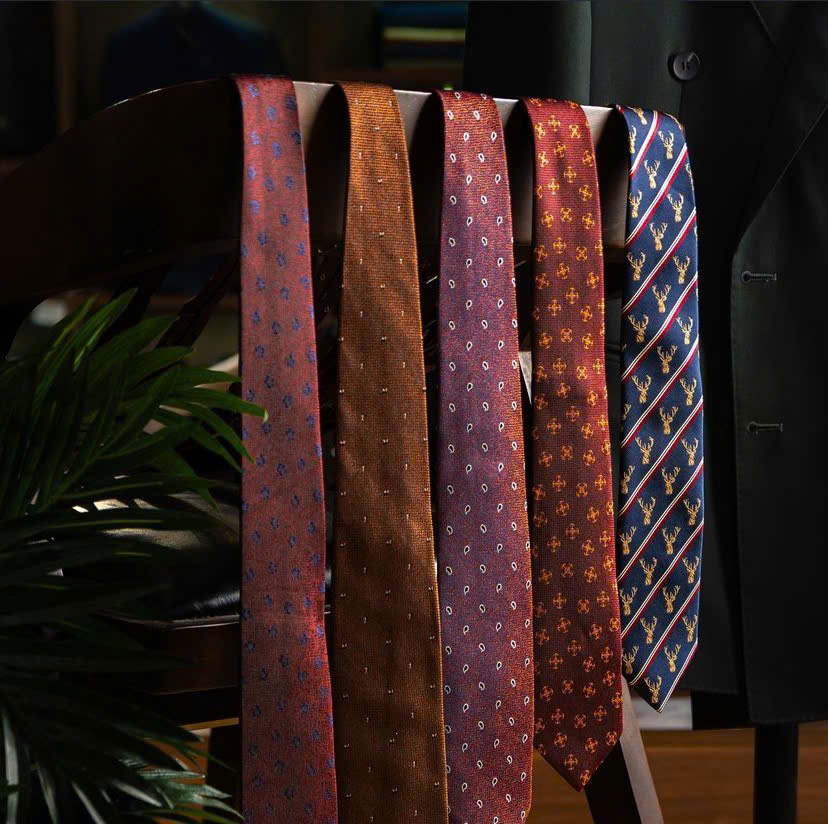 CRAVAT/TIE CRAVAT/TIE